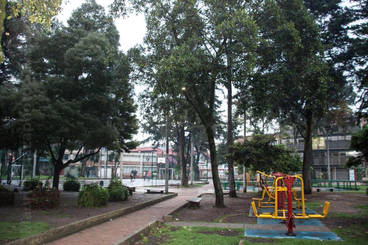 Apartasuites & Hotel Bogota Teusaquillo Exterior photo