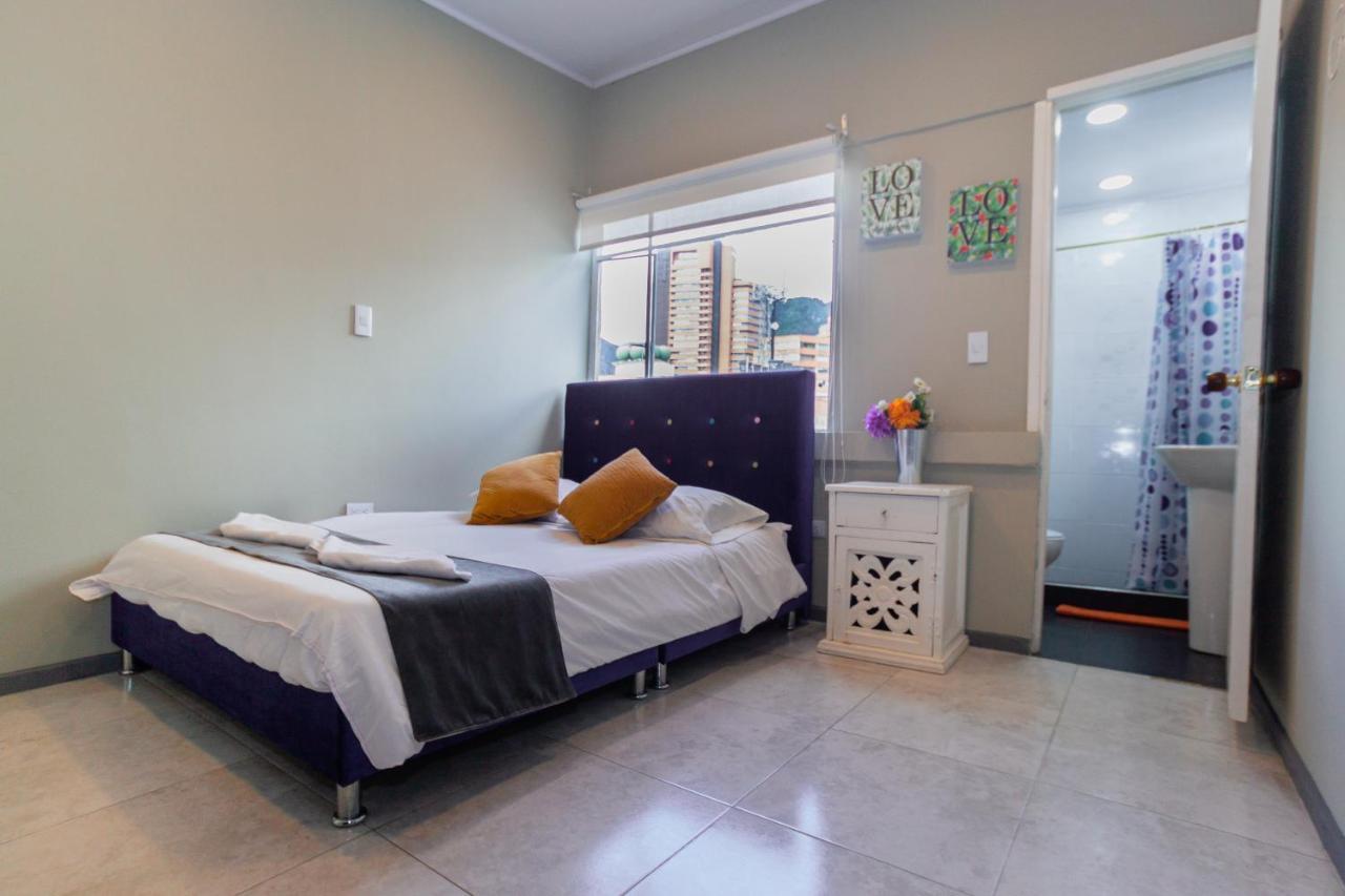 Apartasuites & Hotel Bogota Teusaquillo Exterior photo
