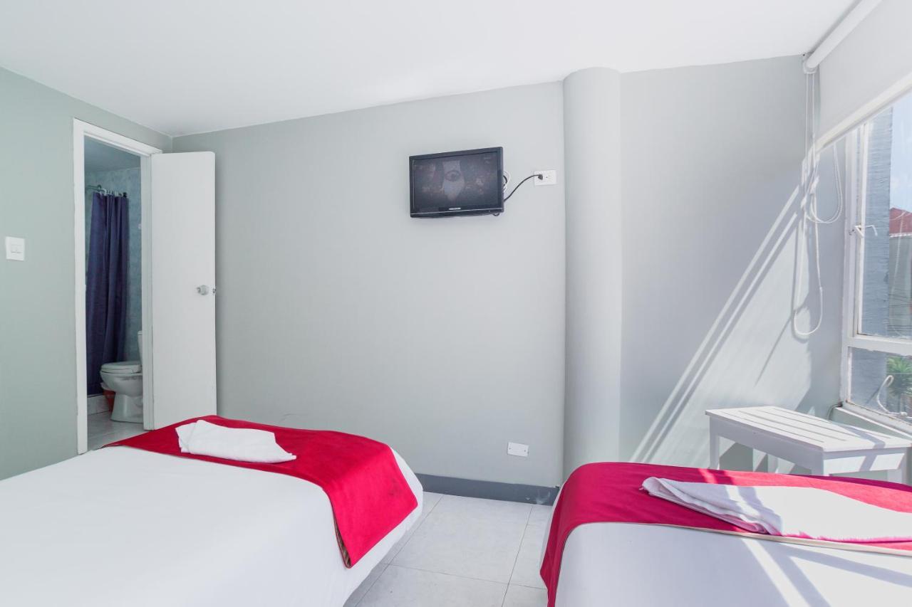 Apartasuites & Hotel Bogota Teusaquillo Exterior photo