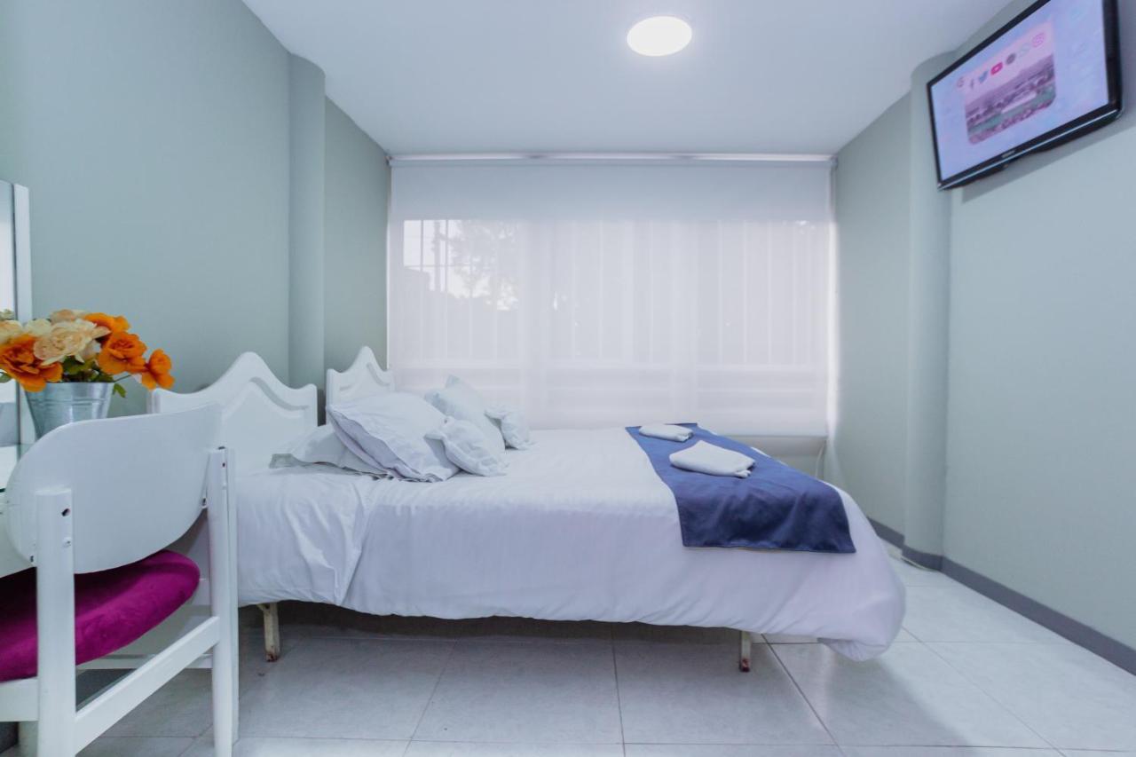 Apartasuites & Hotel Bogota Teusaquillo Exterior photo